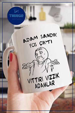 Baskılı Kupa Bardak Seramik Mug - Adam Sandık Fos Çıktı Vıttırı Vızzık Adamlar