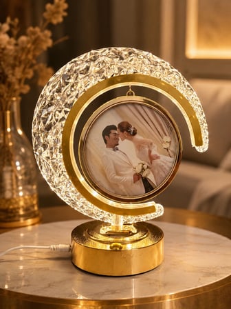 Kişiye Özel Fotoğraflı Kristal Hilal LED Masa Lambası