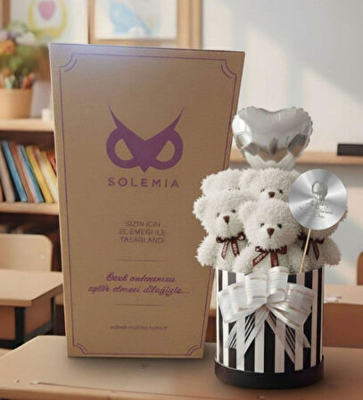 Öğretmen'e Hediye: Atatürk Temalı Aynalı Çizgili Premium Kutuda, Kalpli Balonlu 6’lı Beyaz Ayıcık Buketi-24 Kasım Öğretmenler Günü Hediyesi