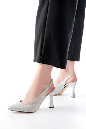 S-601 Gümüş Arkası Açık Taş Aksesuarlı Günlük Kadın Sandalet