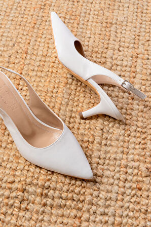 ST-1152 Beyaz Günlük 7 cm Topuklu Kadın Ayakkabı