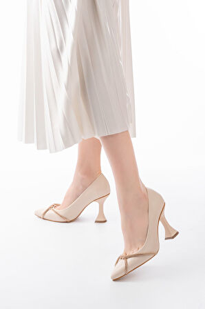  K-10 Bej Günlük Sarmal Taşlı Topuklu Kadın Ayakkabı 