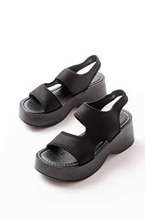 24414-573 Siyah Dalgıç Günlük Dolgu Topuk Kadın Sandalet 