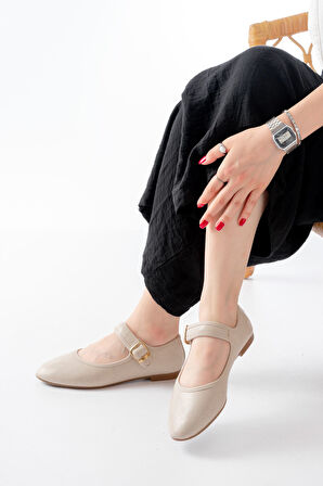 2606 Bej Baretli Günlük Kadın Ayakkabı 