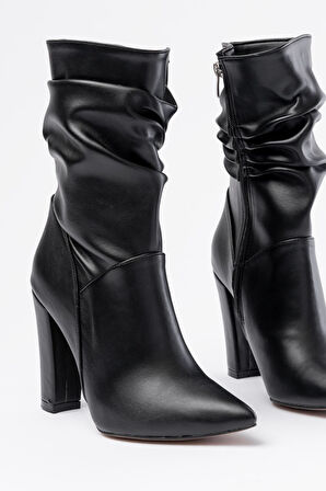 VRT-4815 Siyah Yüksek Kalın Topuklu Körüklü Fermuarlı Kadın Bot