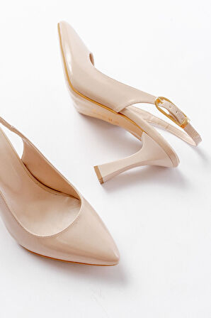 719 Bej Rugan Sivri Burunlu Toka Detaylı  Topuklu Kadın Ayakkabı