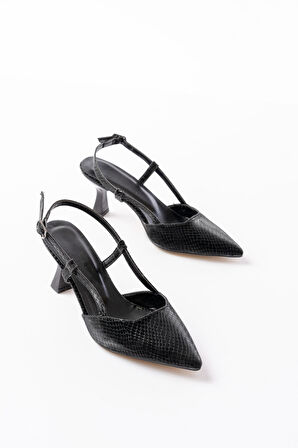 725 Siyah Pul Desenli Sivri Burunlu  Topuklu Kadın Ayakkabı 