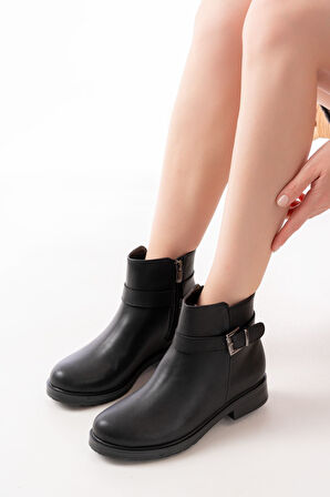 165-204 Siyah Toka Aksesuarlı Fermuarlı Günlük Kadın Bot 