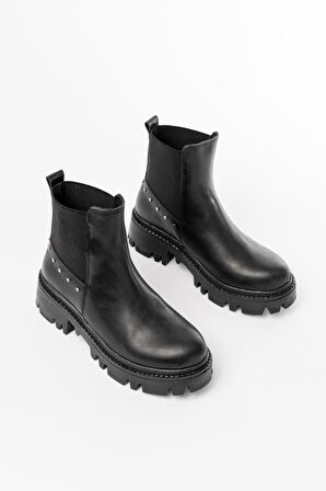 868-2005 Siyah Lastikli Günlük Kadın Bot