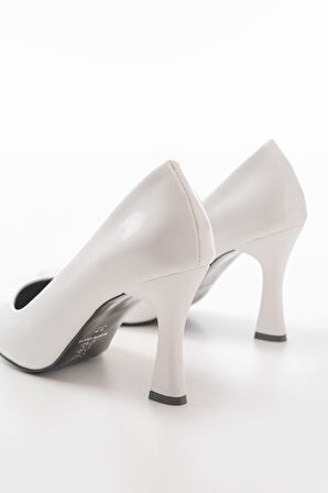 izzet ST-001 Beyaz Rugan Günlük 9 cm Topuklu Kadın Stiletto Ayakkabı
