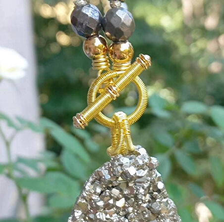 2413 Pirit Hematit düğümlü el yapımı kolye