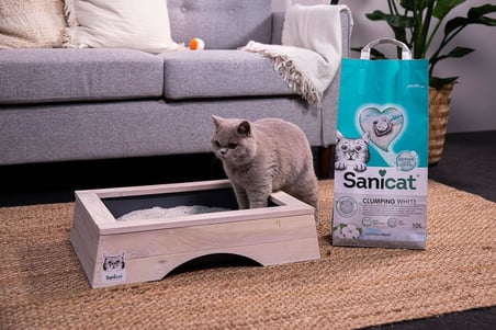 Sanicat Clumping White Topaklanan Kedi Kumu (Koton Ferahlığı) 10L