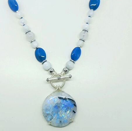 2419 Ay taşı Akik düğümlü el yapımı kolye