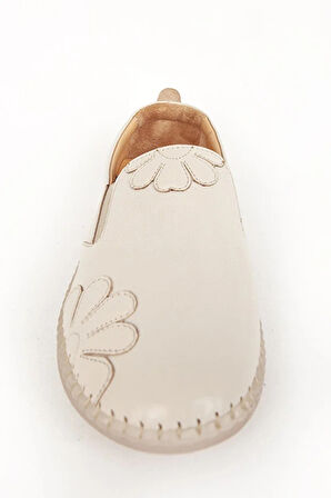 BURÇ 04035 KADIN DERİ SARAÇLI AYAKKABI BEJ