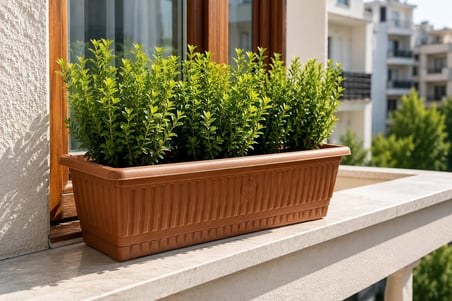 Kemer Balkon Saksısı, Dikdörtgen Plastik Saksı, Kahverengi, Geniş Hazneli, Çiçeklik (50 cm-9,5 L)