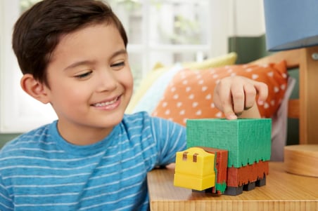 Minecraft Sniffer Aksiyon Figürü, Oyuna Doğru Sesler ve Pikselli Tasarımlı 3,25 inç Ölçekli
