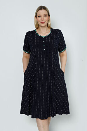 Kadın Lacivert Desenli Düğmeli Cepli Biyeli Büyük Beden Kısa Kollu Pamuklu Elbise