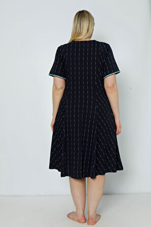 Kadın Lacivert Desenli Düğmeli Cepli Biyeli Büyük Beden Kısa Kollu Pamuklu Elbise