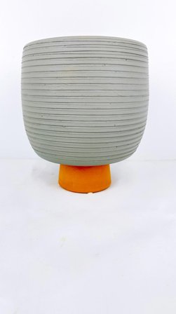Antik Kendinden Ayaklı Toprak Saksı Saksılık Gri 19 cm