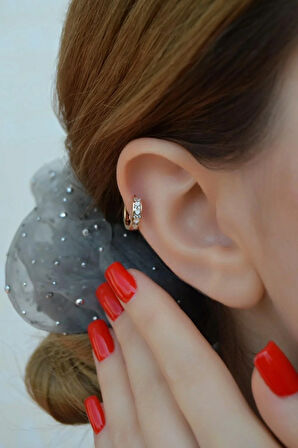 Zirkon Taş Detaylı Sıralı Beyaz Kalpli Helix Küpesi Kıkırdak Lob Tek Adet