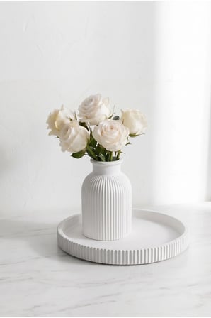Senfoni Vazo Dekoratif Set - Modern Minimalist Estetik Tasarım Dekoratif Set - Pilli Mum, Mumluk Ve Tepsi Dahil Ev Ofis Salon Dekorasyonu İçin Şık Kompozisyon - Ahenk Tasarım