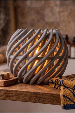 Mira Dekoratif Mumluk Sarmal Spiral Şamdan - Modern Şık Estetik Mum Standı, Pilli Mum Uyumlu (Mum Dahil Değil), Salon Ofis Yemek Masası Dekorasyon Hediyelik