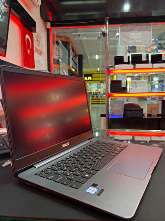 ASUS ZENBOOK 14 İ7-7500U 8GB RAM 128GB SSD 14'' METAL KASA UX490UQ