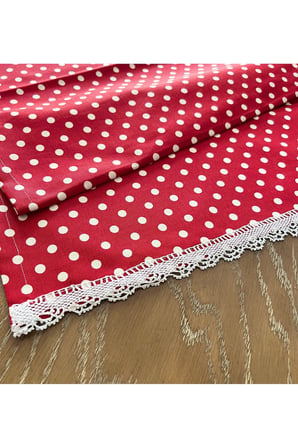 Puantiyeli Dantelli Kırmızı Masa Örtüsü Runner 85x50 cm - Mutfak Ve Salon Dekoru
