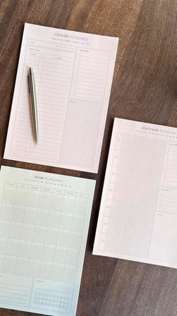 3'lü Masaüstü Planlayıcı Set (Günlük Planlayıcı, Haftalık Planlayıcı, Aylık Planlayıcı)