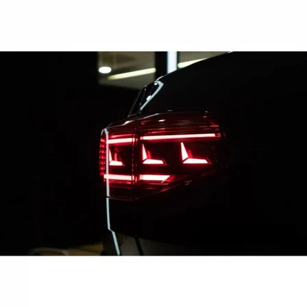 VW PASSAT B8 HİGHLİNE LED STOP 2015-2018 UYUMLU. B8.5 DİZAYN