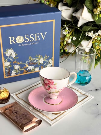 Hediyelik Veronica Blossom Kişiye Özel Hediye Kutulu Fincan Takımı