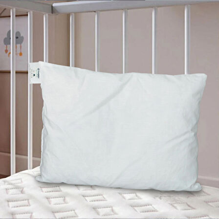 Huggy %100 Yeni Zelanda Kuzu Yünü 30x40 Bebek Yastığı – Doğal ve Nefes Alabilir