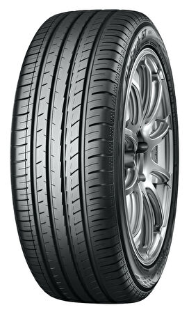 Yokohama 225/55 R17 101W BLUEARTH-GT AE51 Oto Yaz Lastiği Üretim 2024