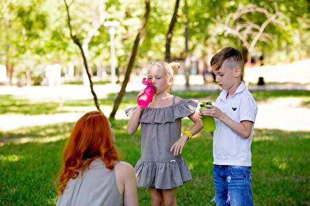 Uzspace 350 ml Çocuk Okul ve Günlük Matara - Kabuk Grisi - Kilitli Kapak