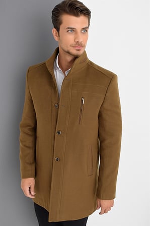 Dewberry Erkek Palto Camel PLT8386 | Günlük Dış Giyim ve Şehir Stili, Kazak ve Gömlek Üzerine Katmanlı Kullanım, Jean ve Kumaş Pantolon Kombinleri, Ofis, Hafta Sonu ve Akşam Buluşmaları, Seyahat ve Mevsim Geçişi Gardırobu, Günlük Stil, Şehir Giyimi