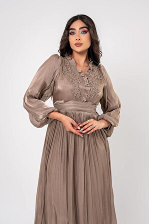 Boyundan Taş İşlemli Bel Detaylı Abiye Elbise ELB16091