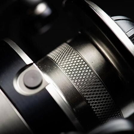 Savage Gear SGS8 8000 FD 8+1BB Jig Olta Makinesi