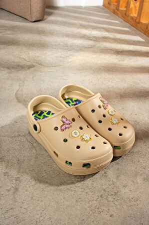 Günlük Kadın Yüksek Masaj Taban Tokalı Sandalet Sabo Doktor Hemşire Aşçı Terlik  247