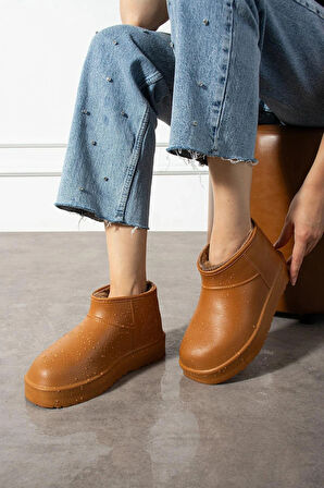 Mira Su Geçirmez İçi Suni Kürklü Soğuk Hava Dayanıklı Kalın Taban Kadın Bot