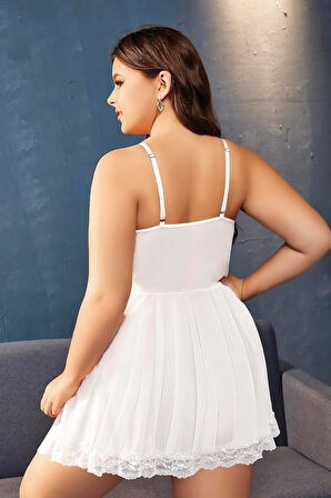 Büyük Beden Beyaz Dantel İşlemeli İnce Askılı Gecelik