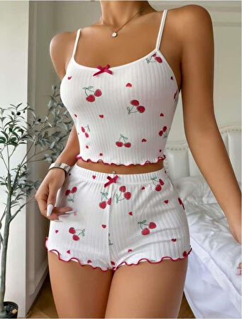 Beyaz Kiraz Desenli Askılı Şortlu Pijama Takımı
