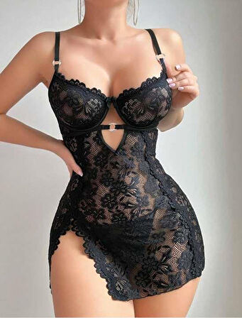 SiyahFull Dantel İşlemeli İnce Askılı Yırtmaçlı Likralı  Gecelik