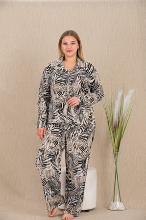 BüyükBeden Çizgili Düğmeli Uzun Kol Viskon Pijama Takımı