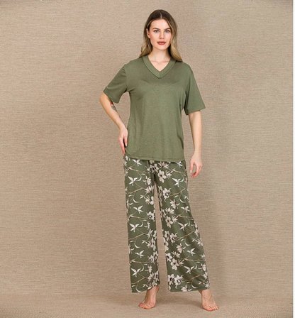 ŞıkTasarım Çiçek Desenli Yeşil Kısa Kol Viskon Pijama Takımı