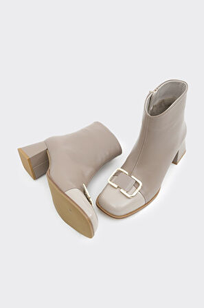 Topuklu Hakiki Deri Tokalı Fermuarlı Kadın Bot 