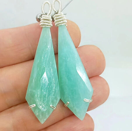 2479 Amazonit el yapımı küpe