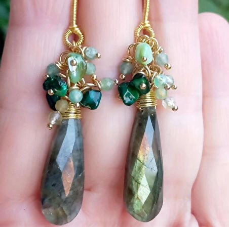 2486 Labradorit el yapımı küpe a