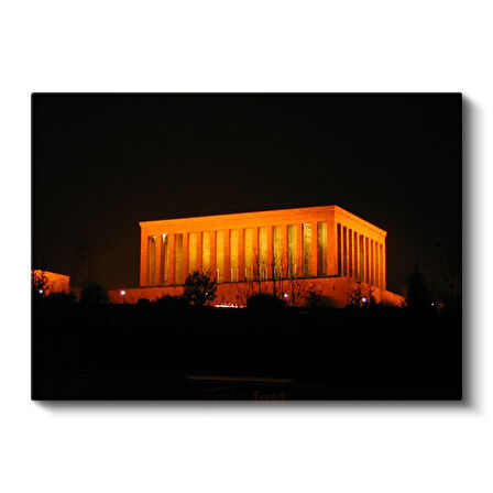 Gece Anıtkabir - Turuncu Işıklı Mimari Kanvas Tablo