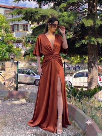 Bakır Saten Likralı Tasarım Elbise