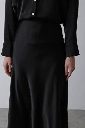 Siyah - Saten Uzun Etek